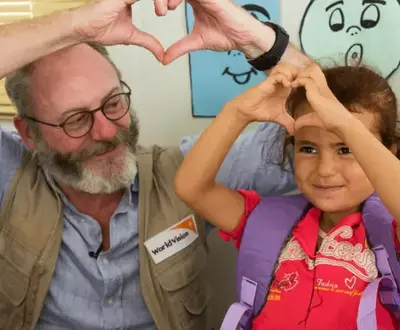 Liam Cunningham in jordan camps with syrian refugees