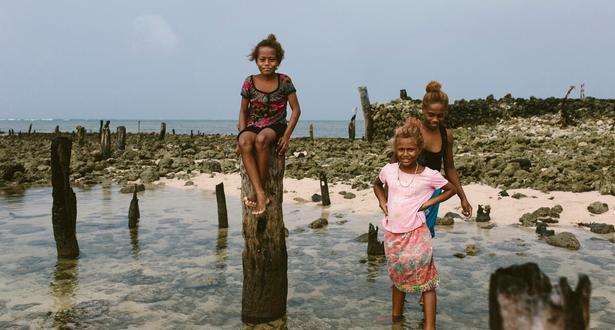 Kids in the Solomon islands